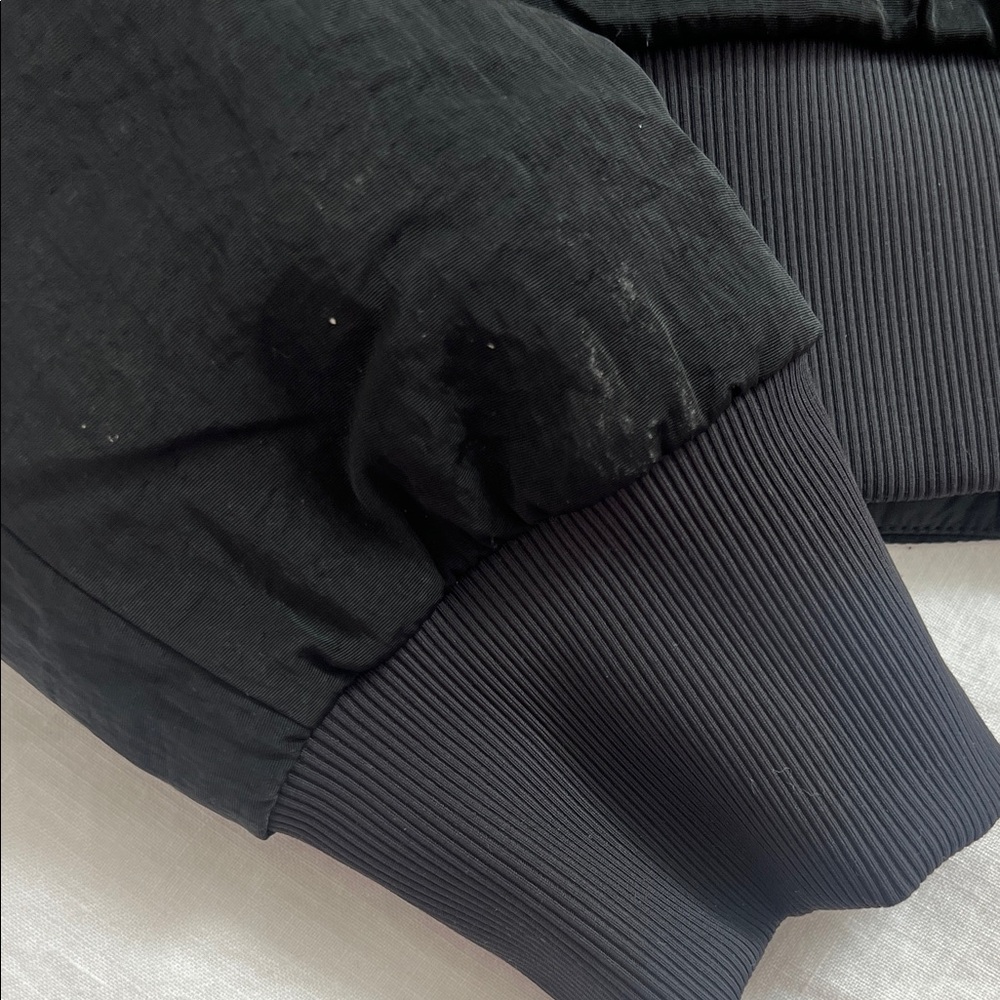 Lululemon Black Bomber Jacket - Picture 4 of 5